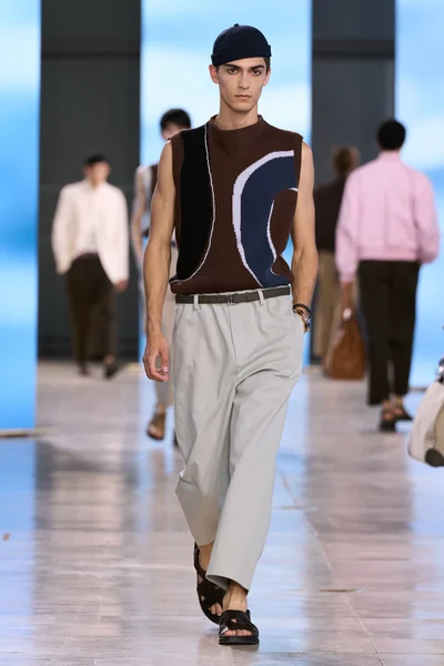 Look 21